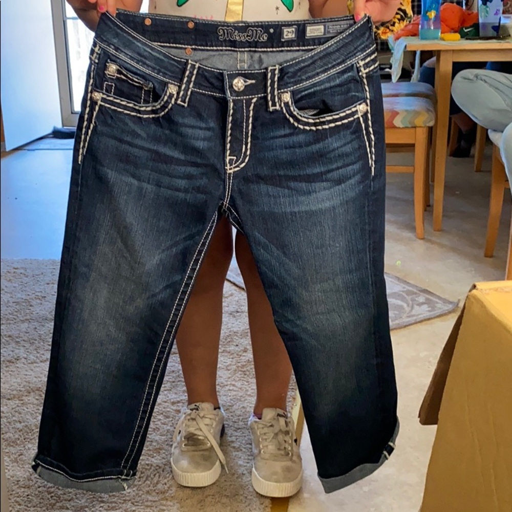 3 pairs of capris.